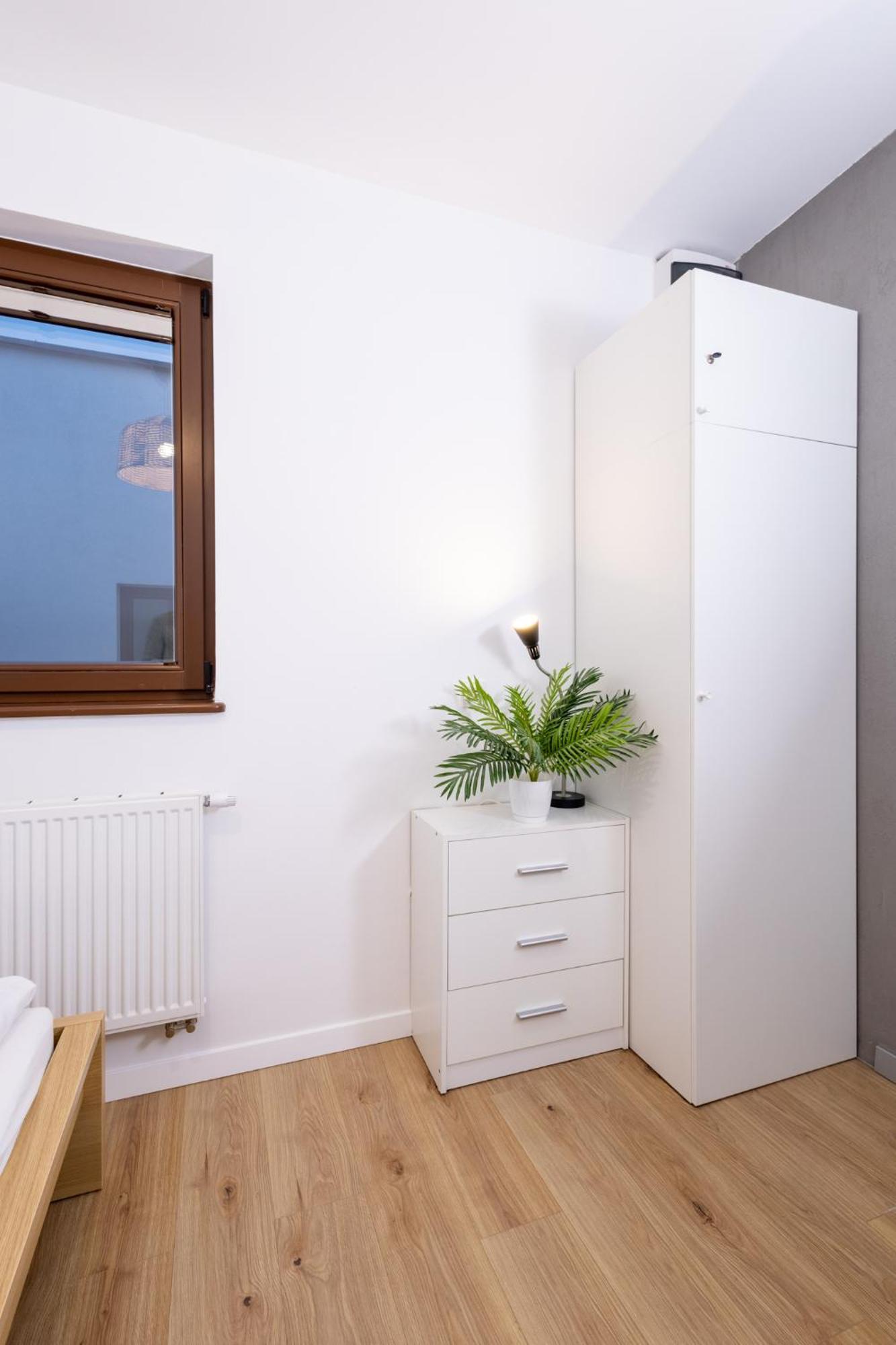 Apartamenty Niedaleko Dworca Od Wroclawapartament-Pl Экстерьер фото